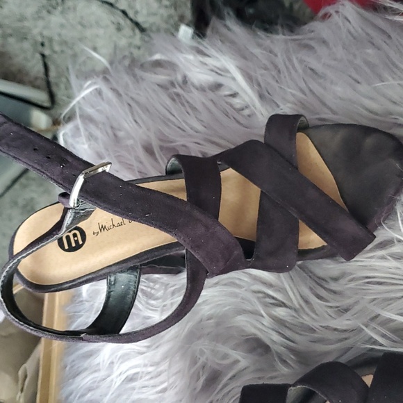 Platform Sandals - Picture 2 of 7